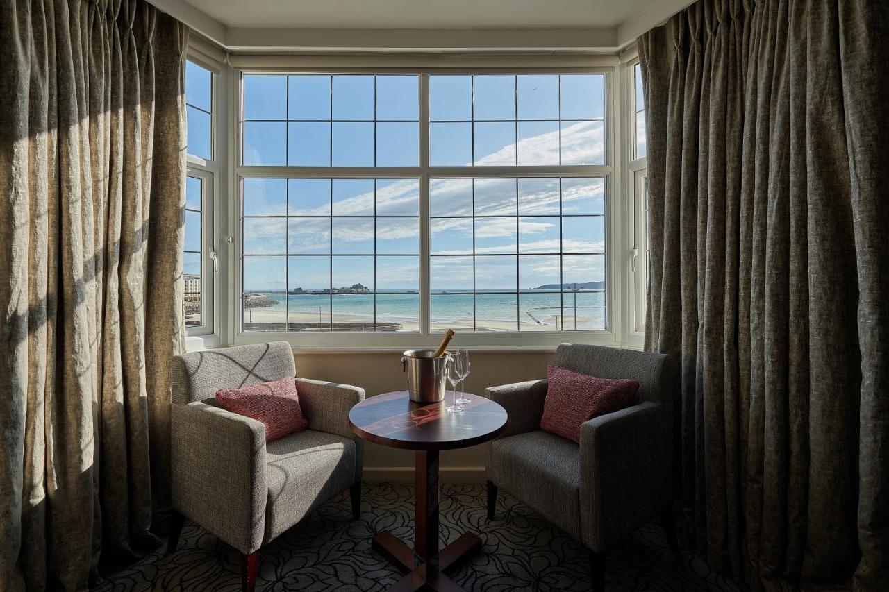 Grand Jersey Hotel And Spa Saint Helier Jersey Kültér fotó A room at the hotel