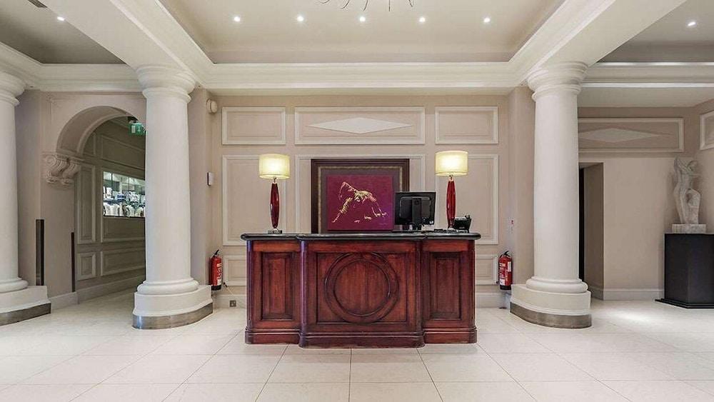 Grand Jersey Hotel And Spa Saint Helier Jersey Kültér fotó The hotel's reception