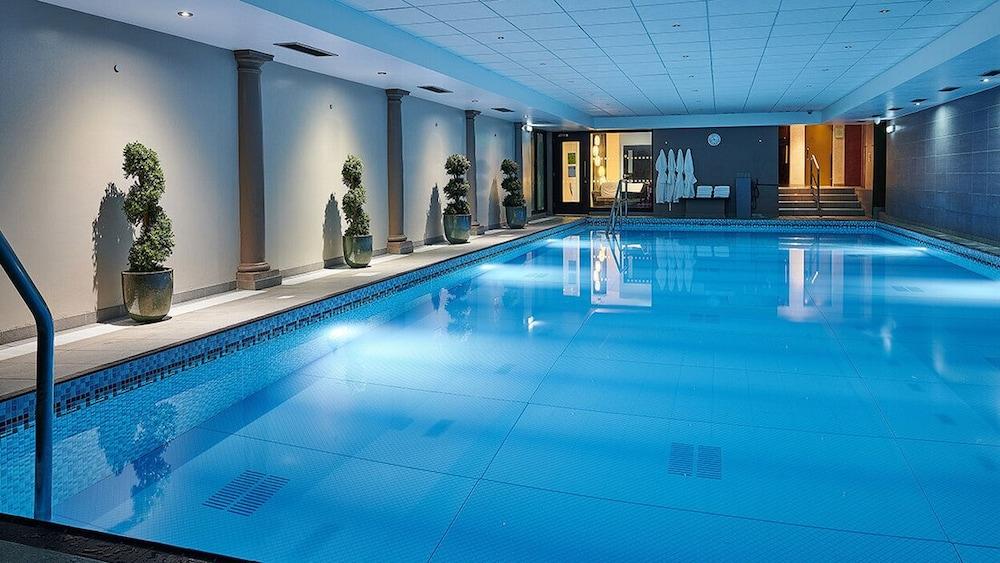 Grand Jersey Hotel And Spa Saint Helier Jersey Kültér fotó The swimming pool at the hotel